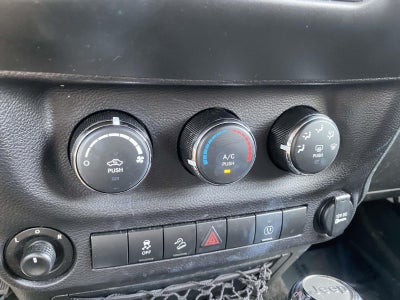 2018 Jeep Wrangler JK Sahara