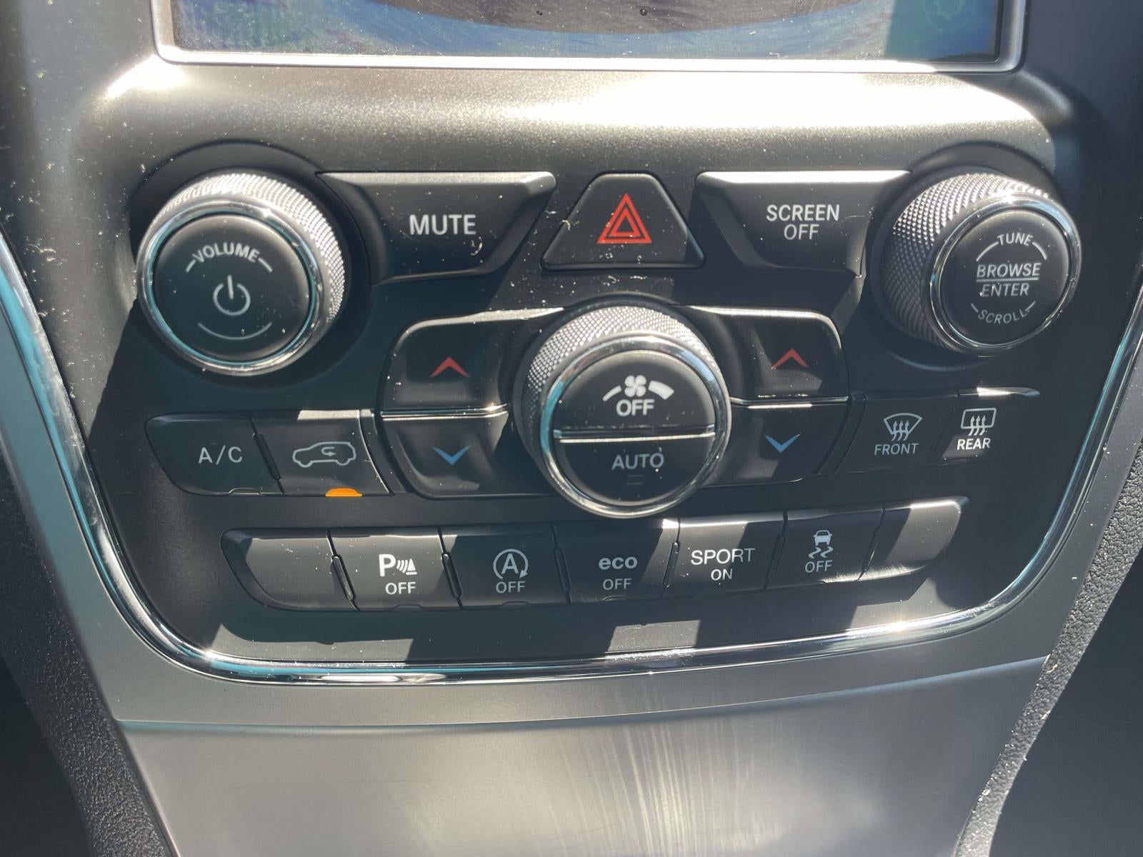 2018 Jeep Grand Cherokee Laredo E