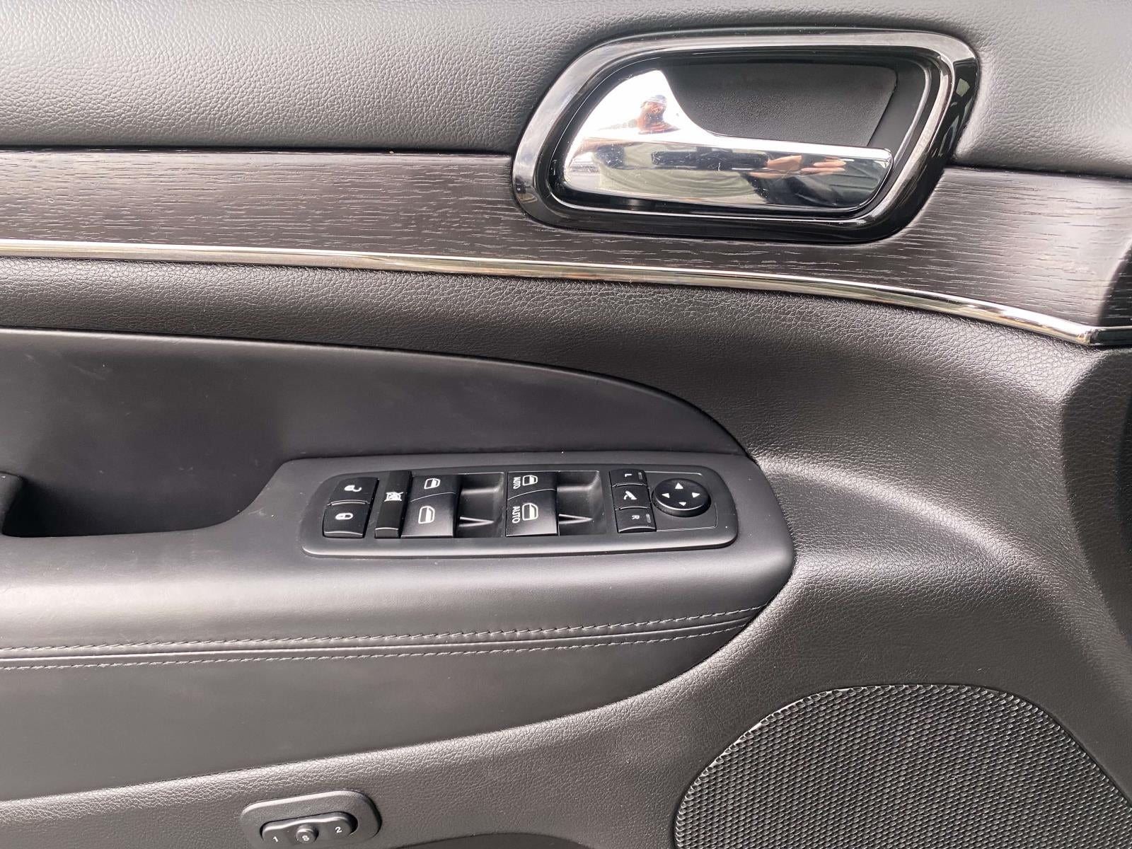 2020 Jeep Grand Cherokee Overland
