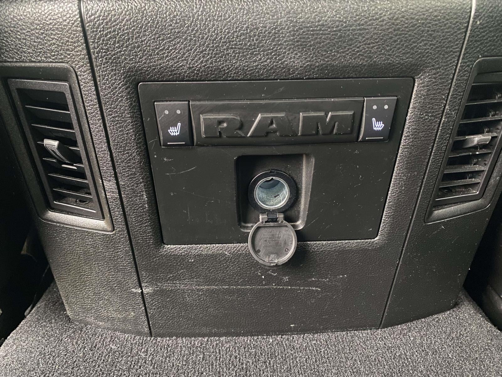 2019 RAM 1500 Classic Laramie