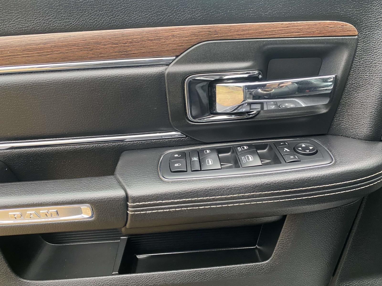 2019 RAM 1500 Classic Laramie