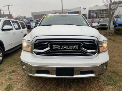 2019 RAM 1500 Classic Laramie