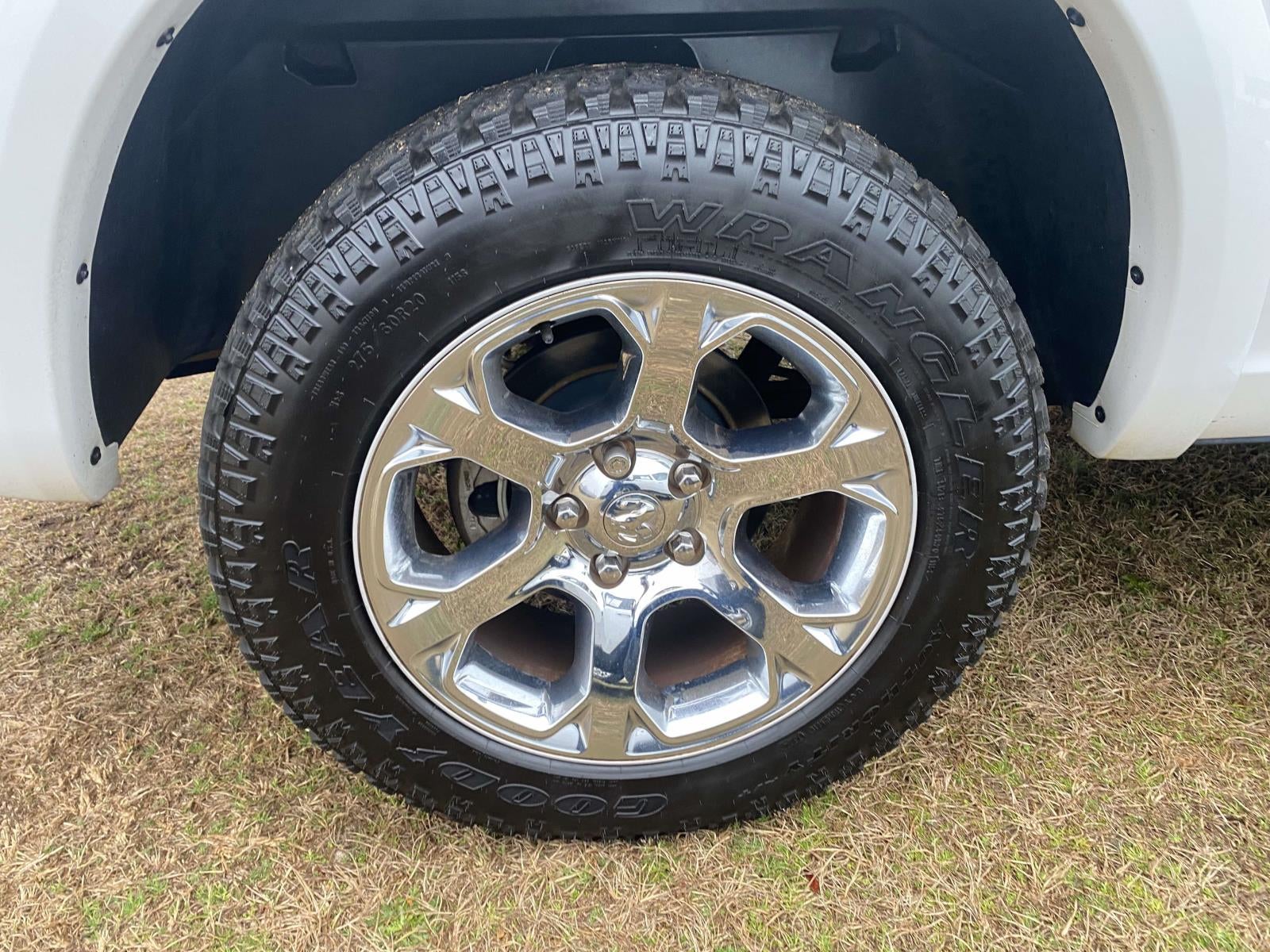 2019 RAM 1500 Classic Laramie