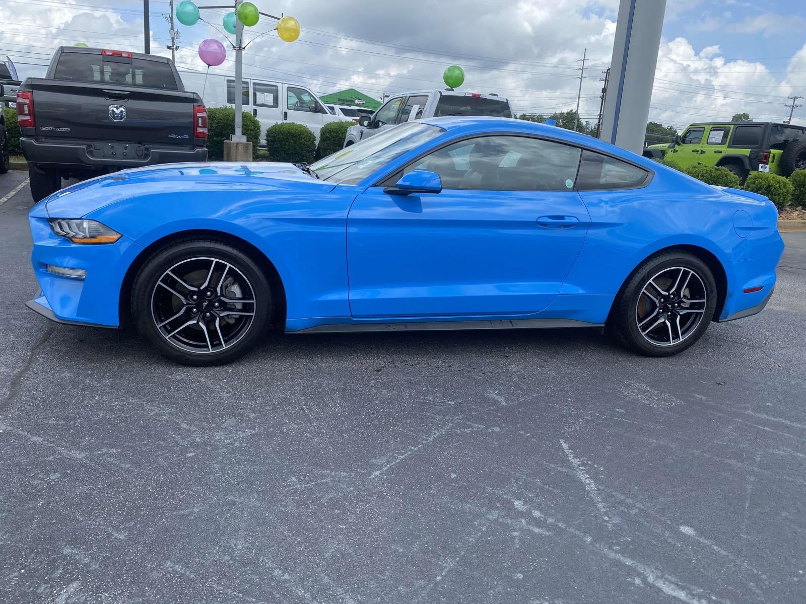 2022 Ford Mustang EcoBoost Premium