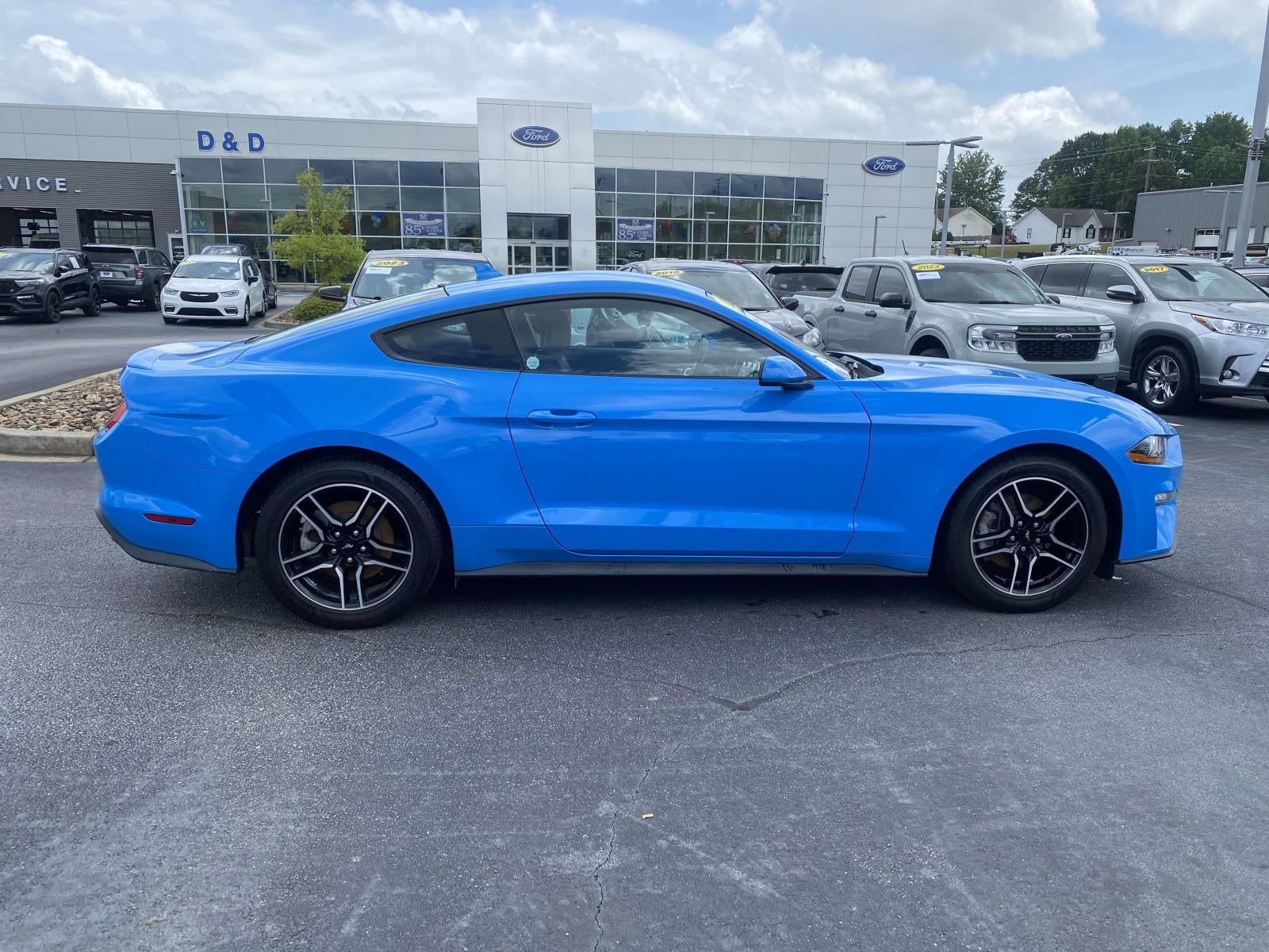 2022 Ford Mustang EcoBoost Premium