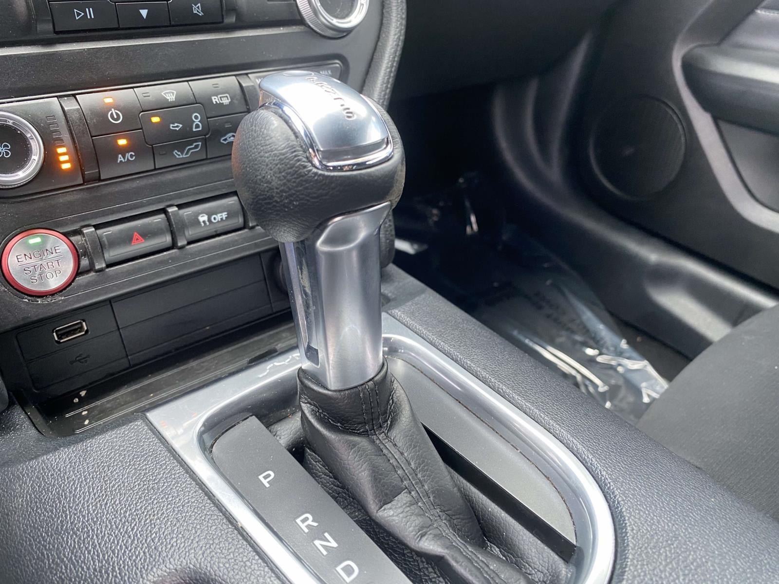 2020 Ford Mustang EcoBoost