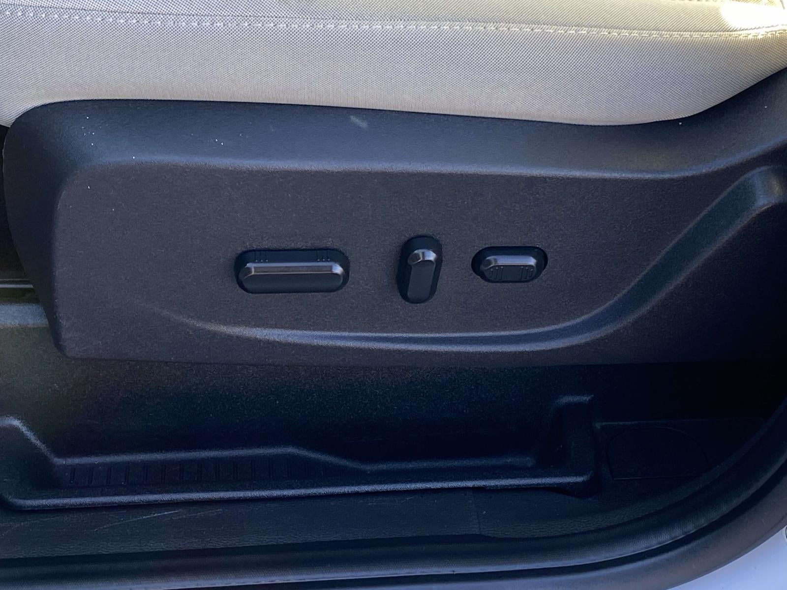 2017 Ford C-Max Hybrid SE