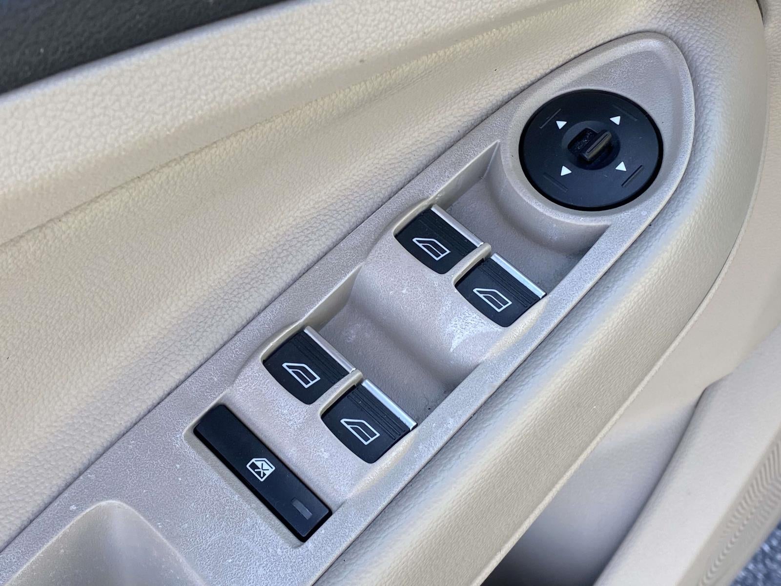 2017 Ford C-Max Hybrid SE