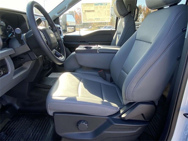 2025 Ford F-550SD XL DRW