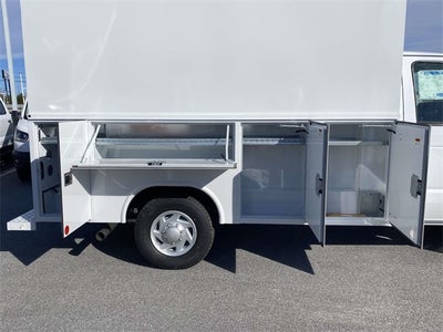 2026 Ford E-350SD Base Cutaway