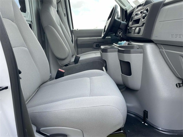 2026 Ford E-350SD Base Cutaway