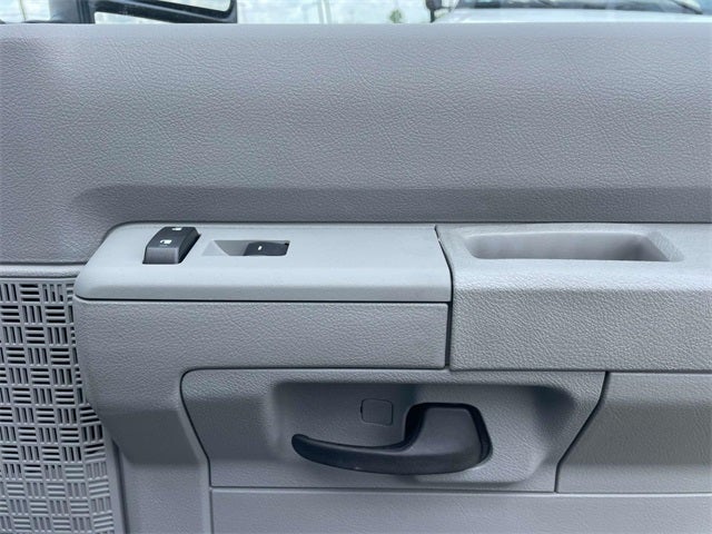 2026 Ford E-350SD Base Cutaway