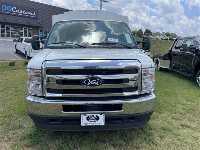 2026 Ford E-350SD Base Cutaway