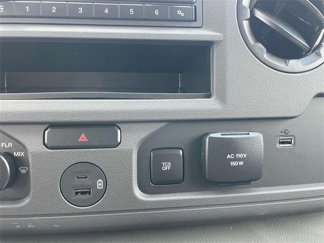 2026 Ford E-350SD Base Cutaway