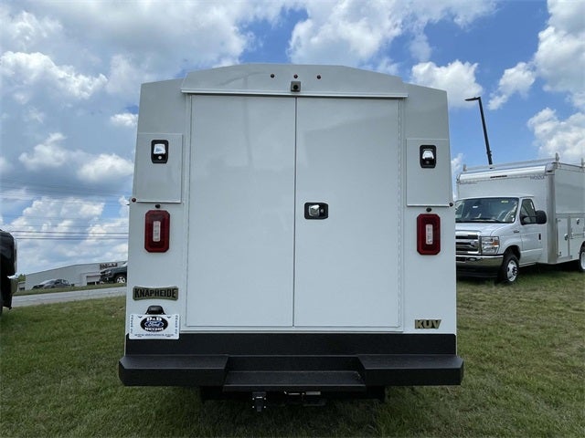 2026 Ford E-350SD Base Cutaway