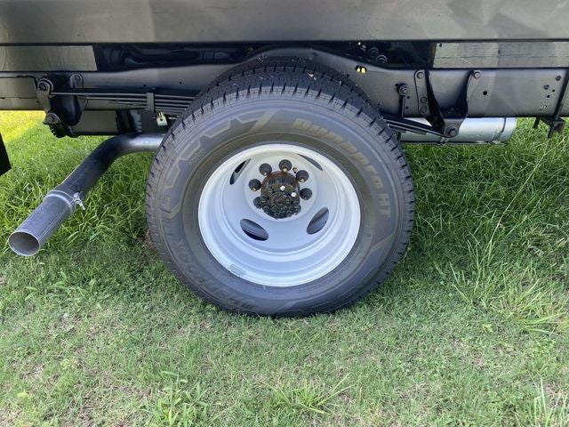 2027 Ford E-450SD Base