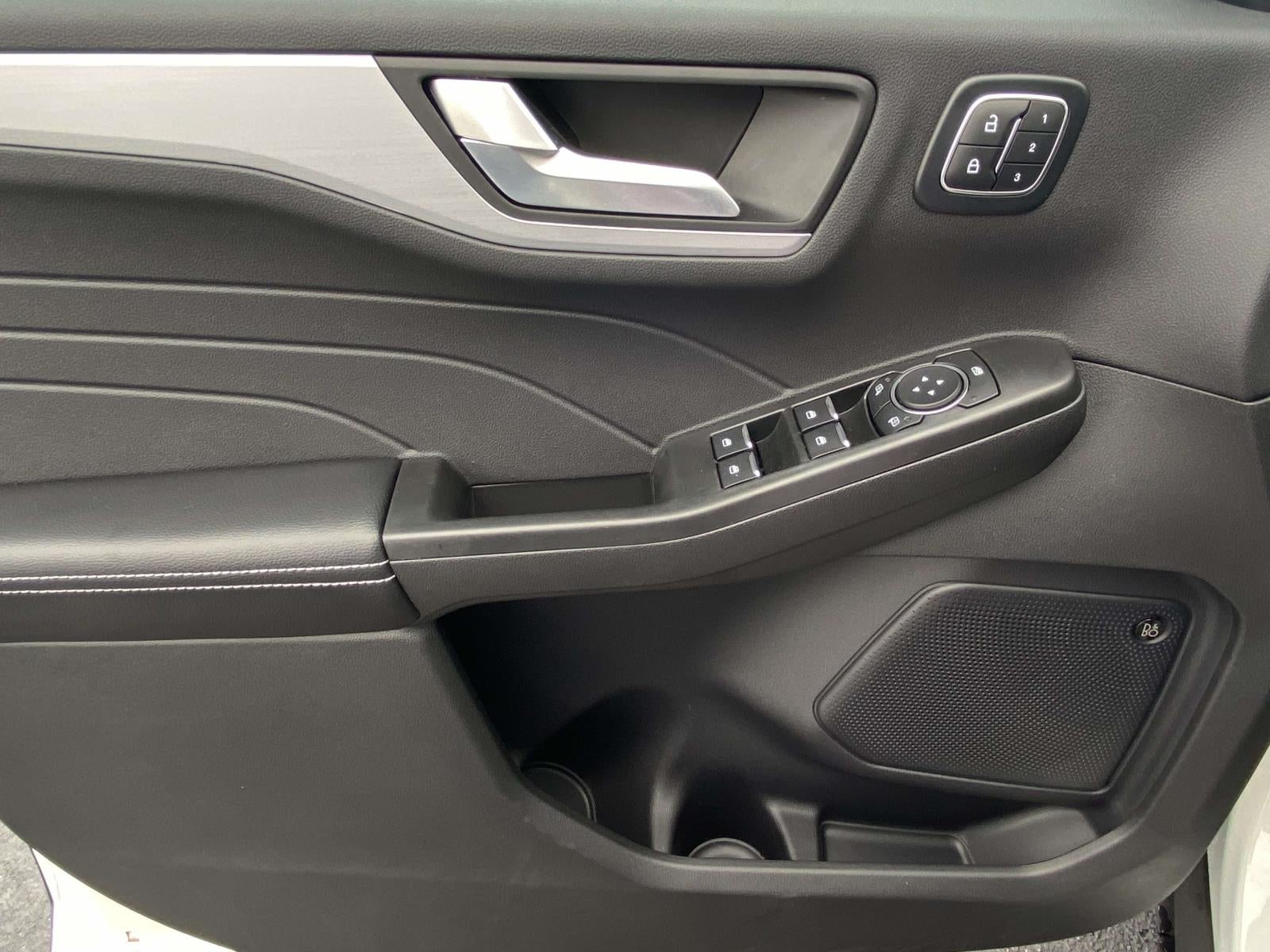 2024 Ford Escape Plug-In Hybrid Base