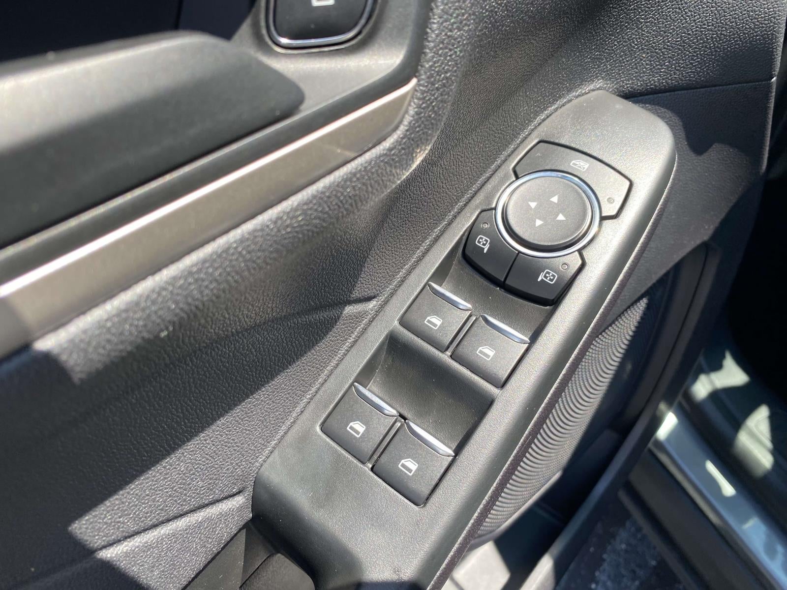 2022 Ford Escape S