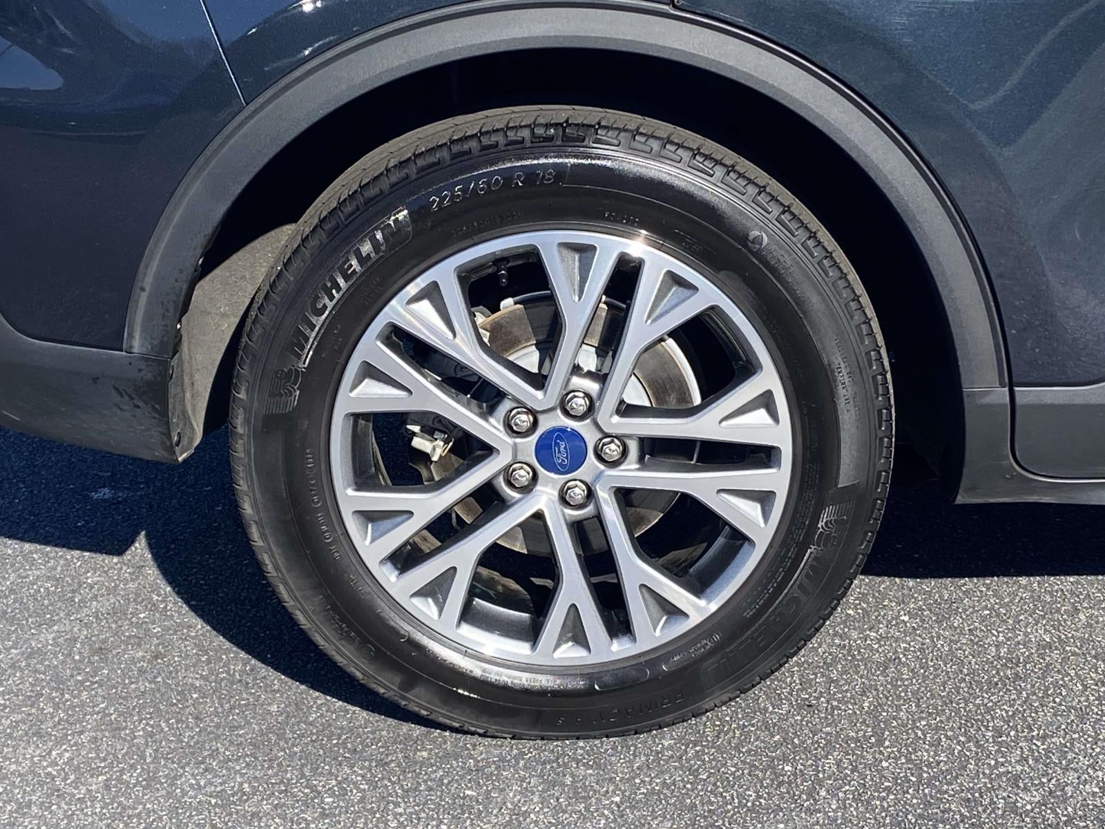 2022 Ford Escape SEL