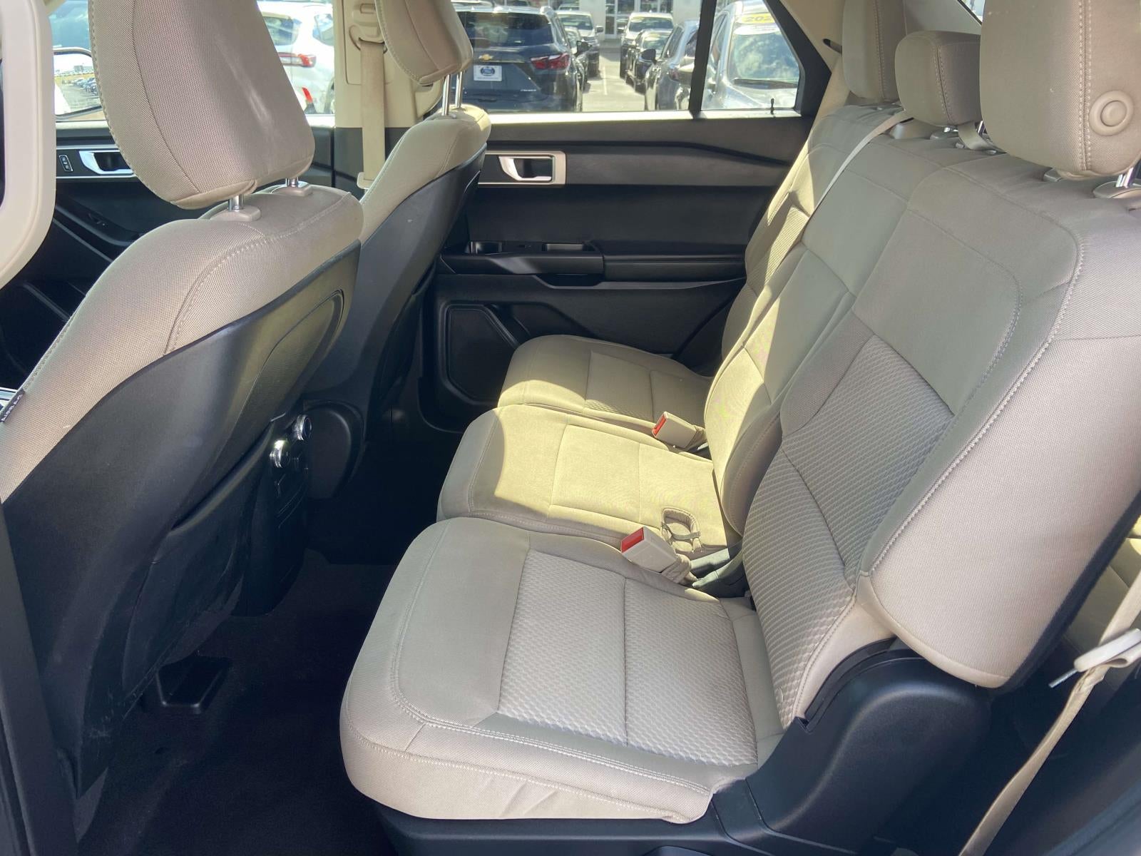 2020 Ford Explorer Base