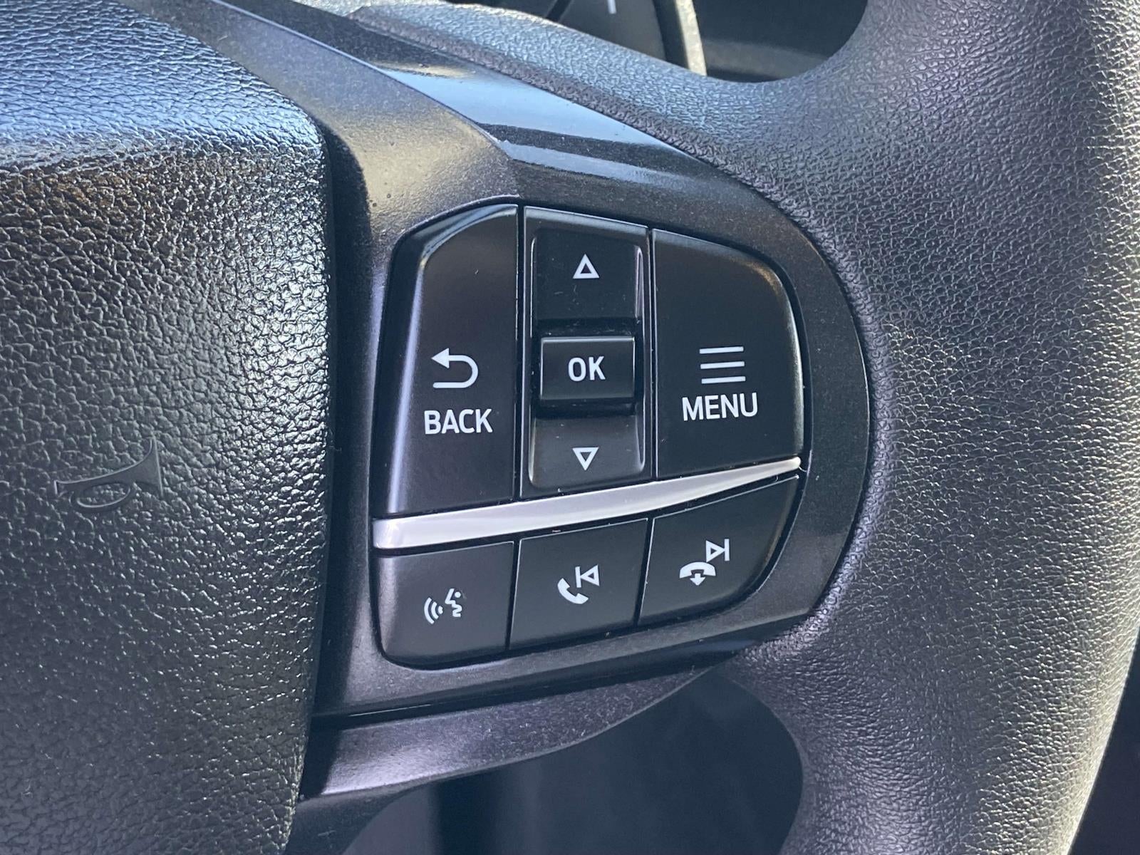 2020 Ford Explorer Base