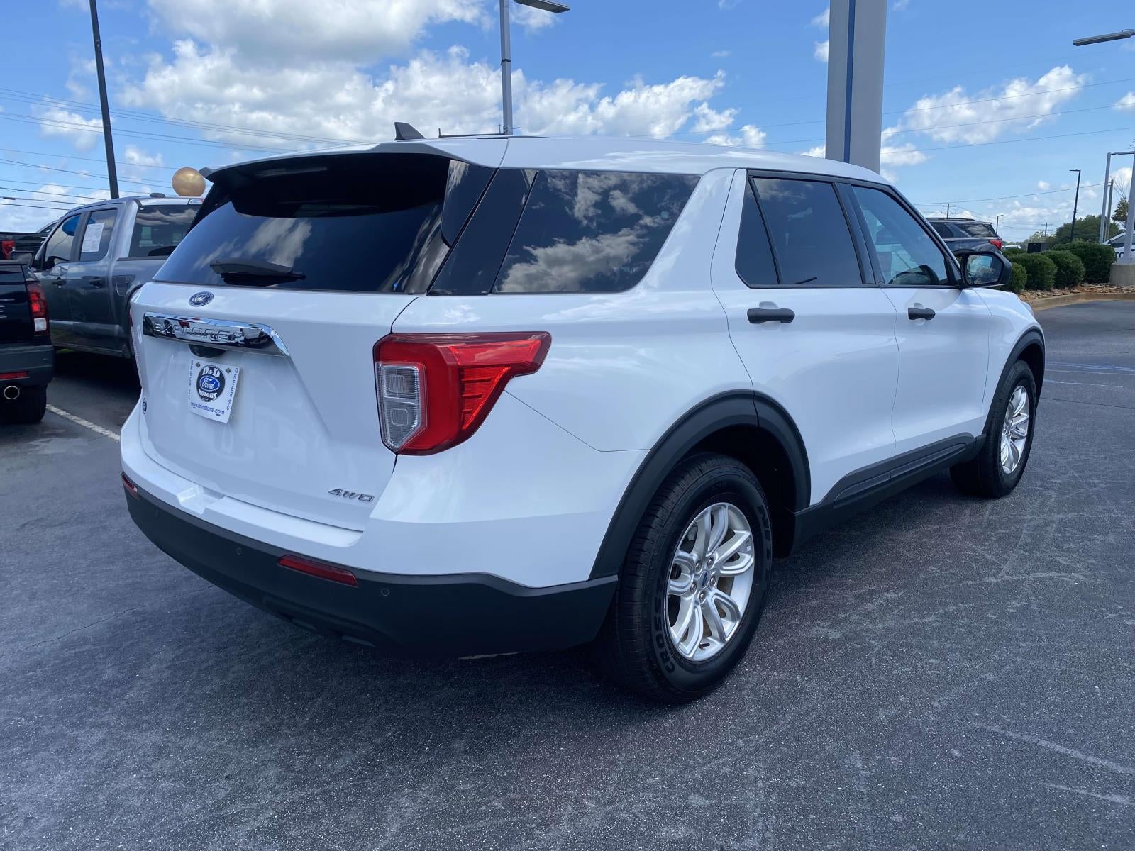 2021 Ford Explorer Base