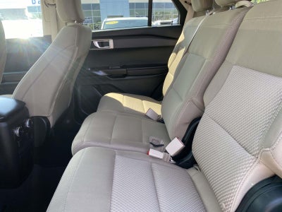 2023 Ford Explorer Base