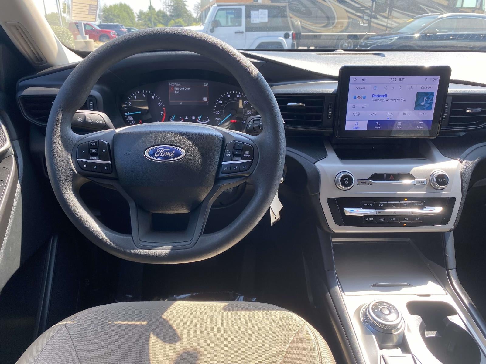 2023 Ford Explorer Base