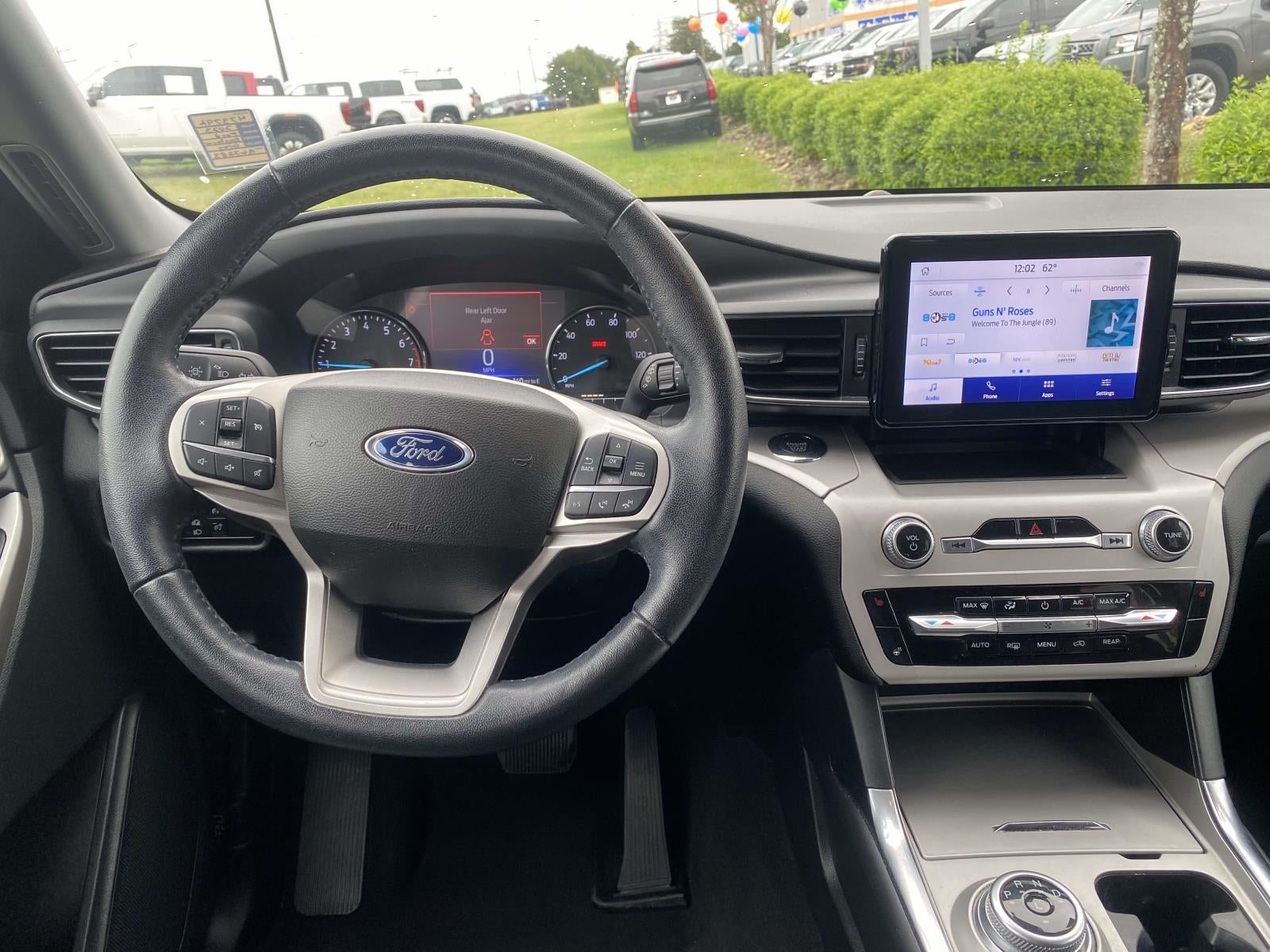 2023 Ford Explorer XLT