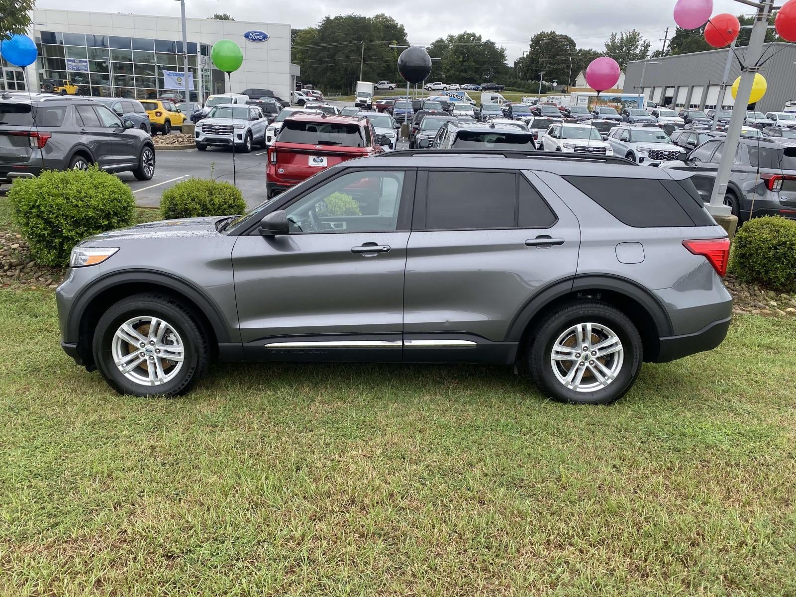 2023 Ford Explorer XLT