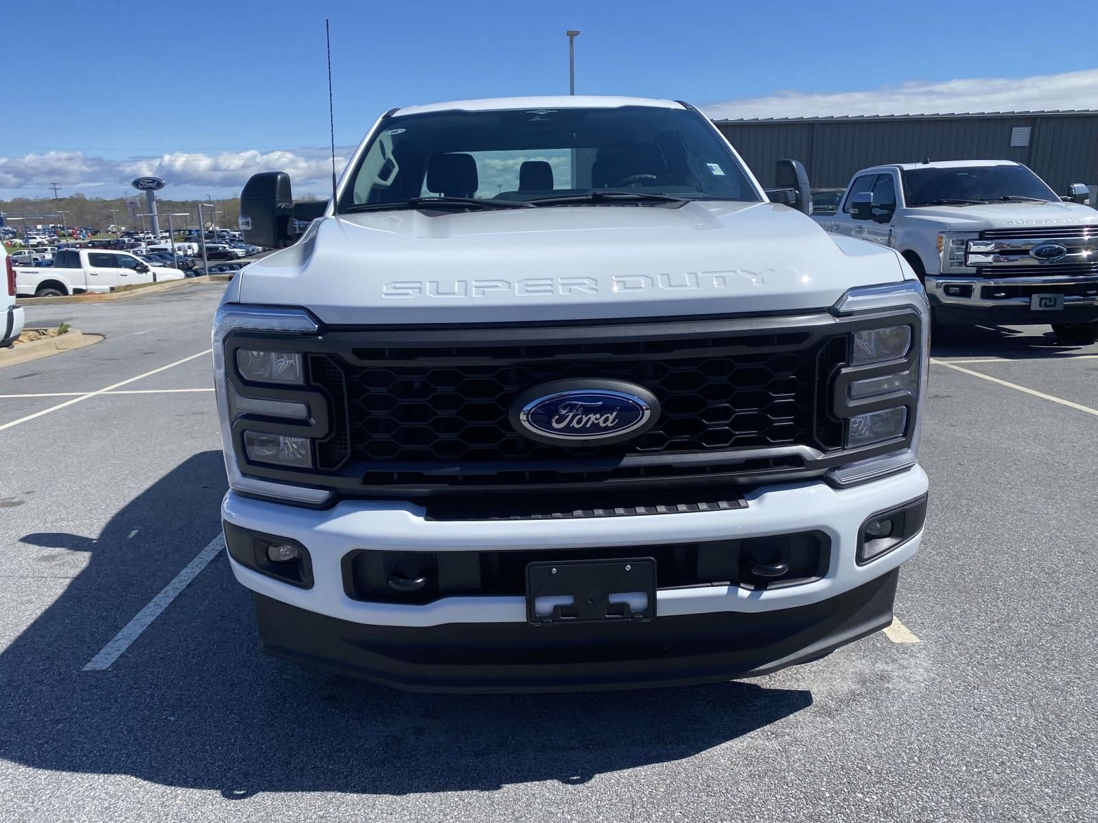 2023 Ford F-350SD XL