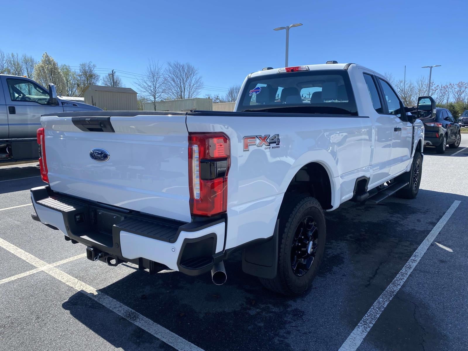 2023 Ford F-350SD XL