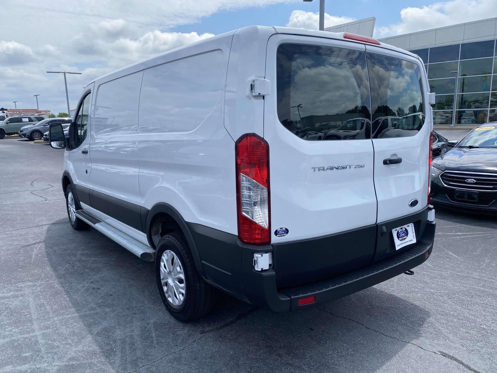 2025 Ford Transit-250 Base