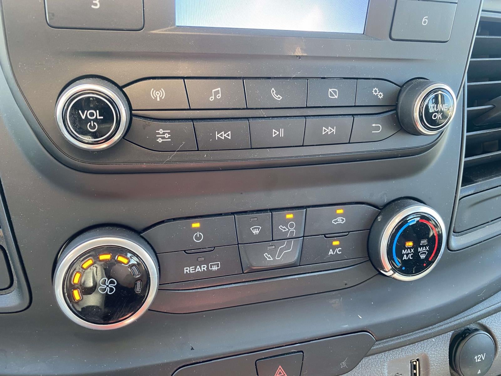 2025 Ford Transit-250 Base