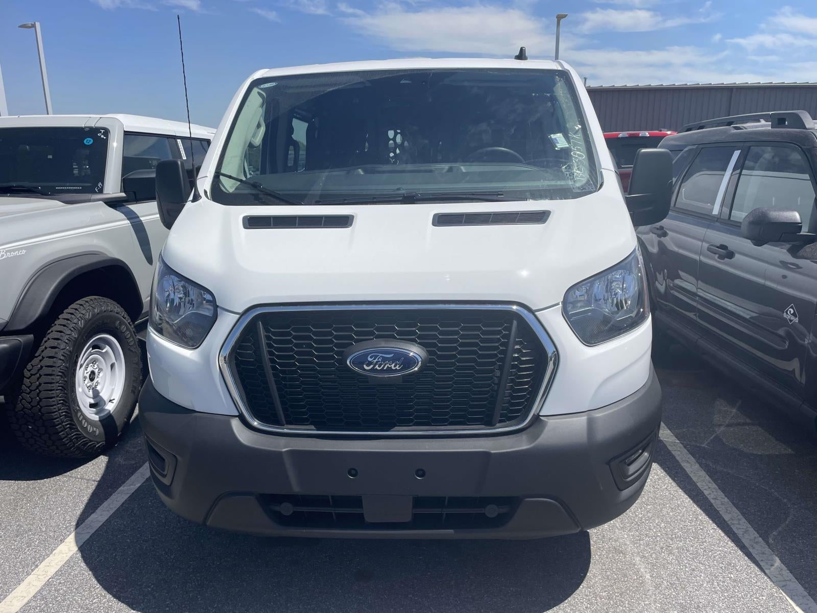 2025 Ford Transit-250 Base