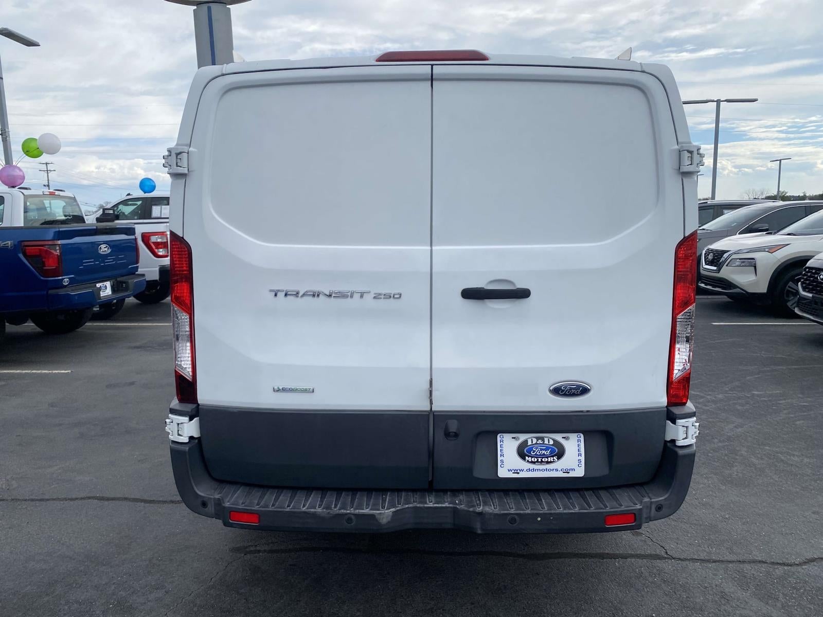 2017 Ford Transit-250 Base