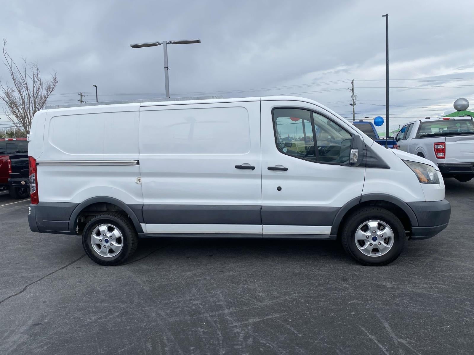 2017 Ford Transit-250 Base