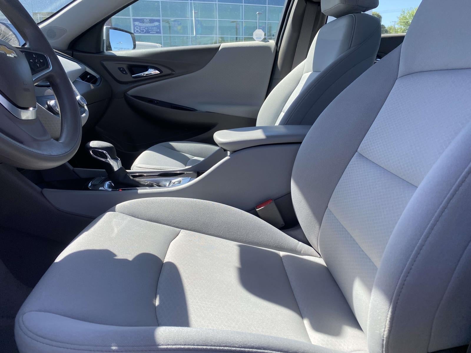 2025 Chevrolet Malibu LS 1LS