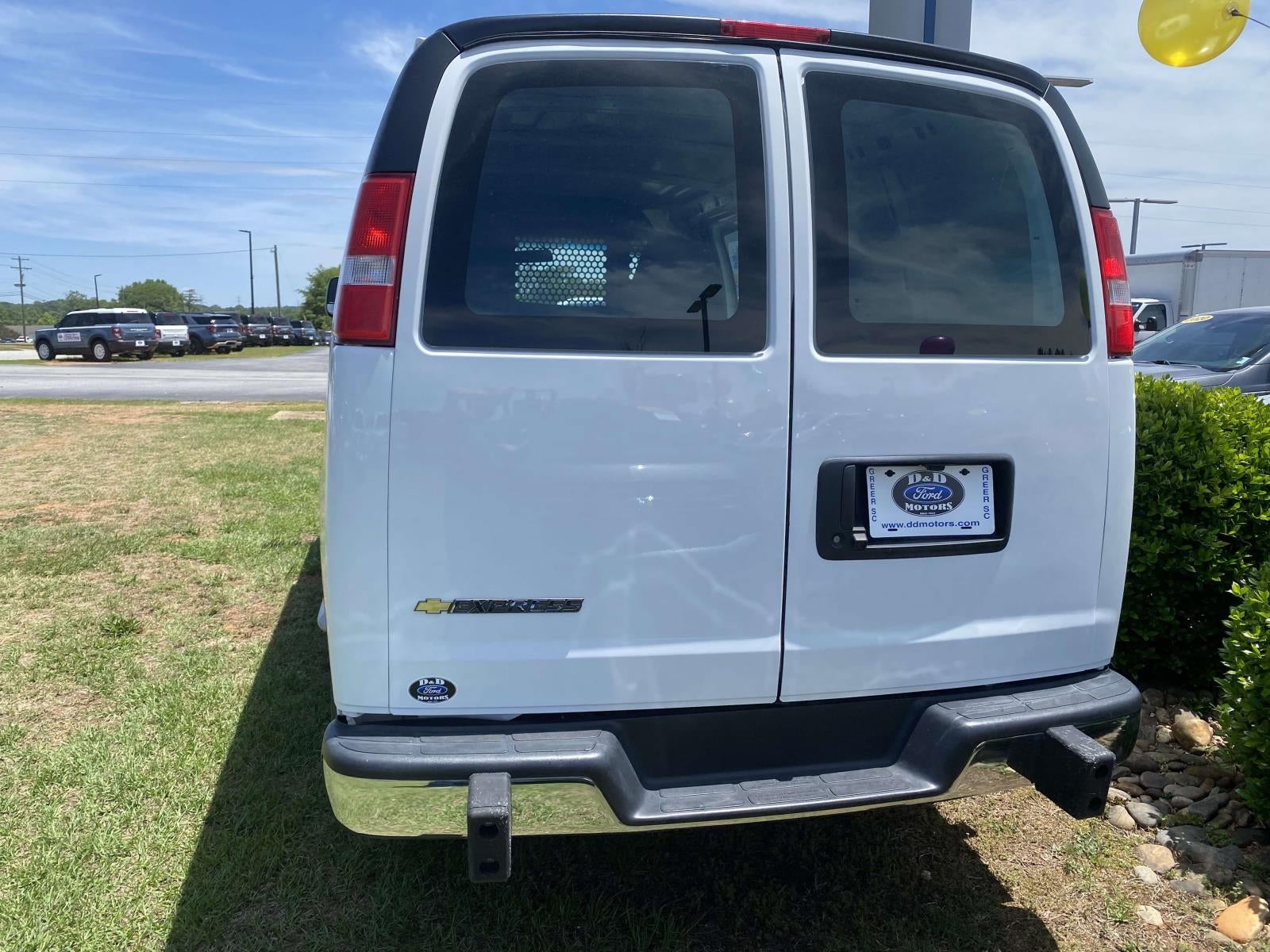 2024 Chevrolet Express 2500 Work Van Cargo