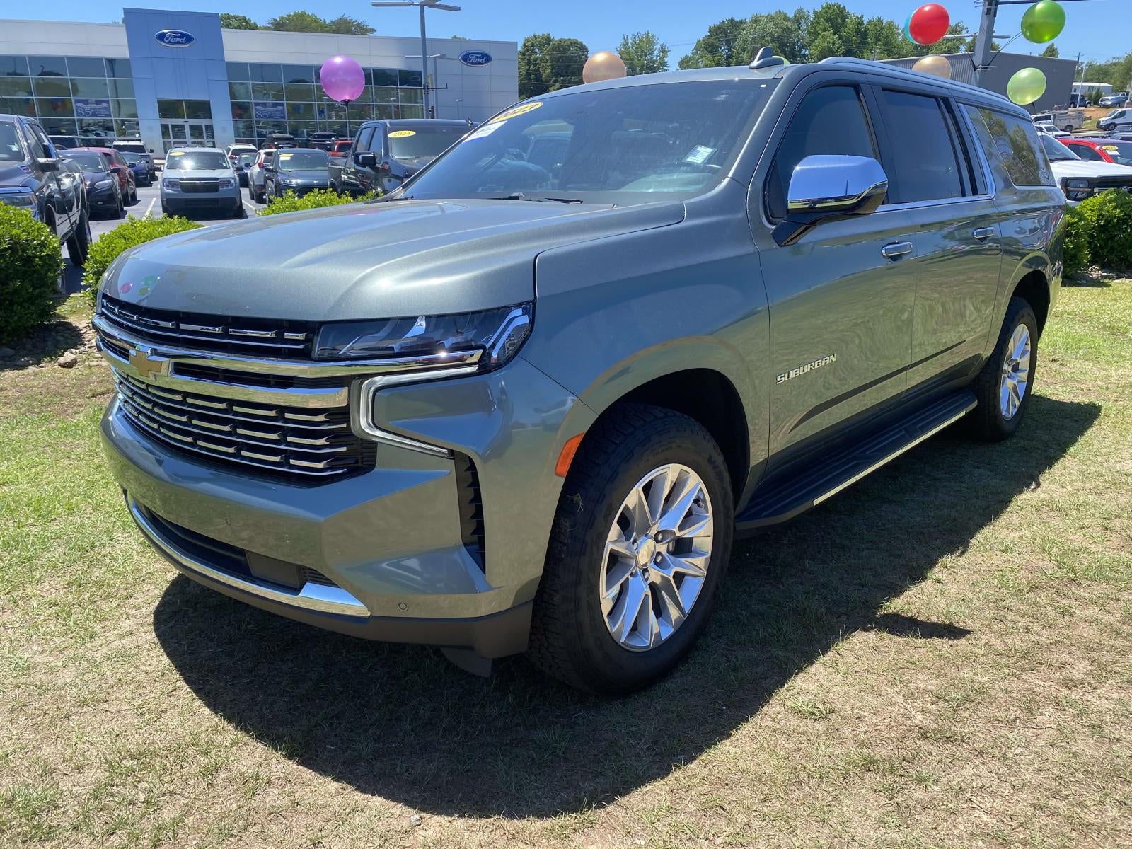 2023 Chevrolet Suburban Premier