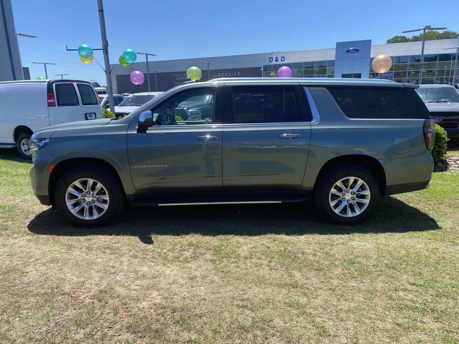 2023 Chevrolet Suburban Premier