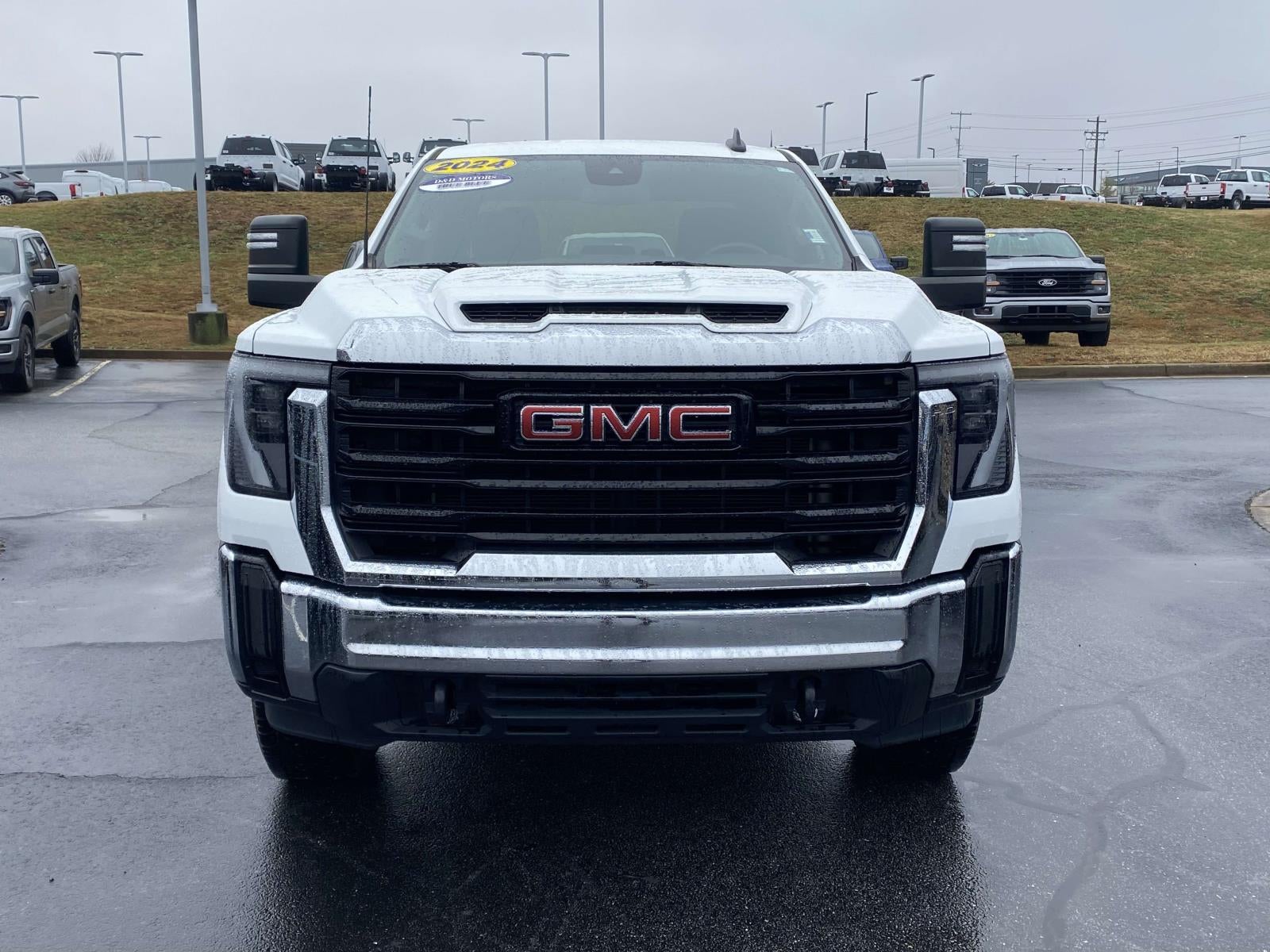 2024 GMC Sierra 2500HD Pro