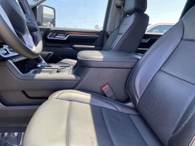 2025 GMC Sierra 2500HD Denali