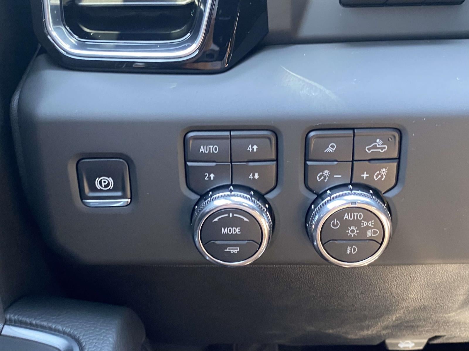 2025 GMC Sierra 2500HD Denali