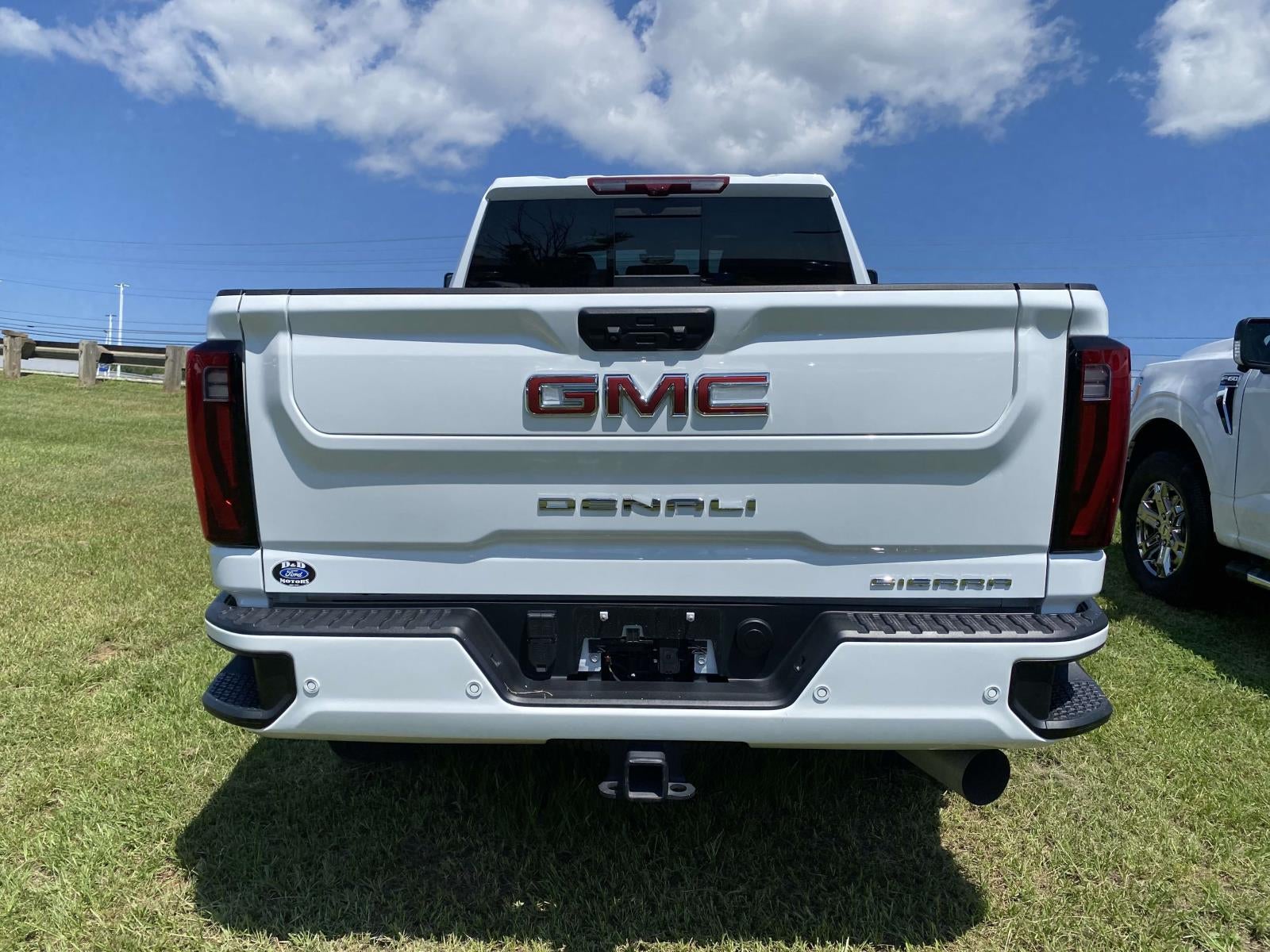 2025 GMC Sierra 2500HD Denali