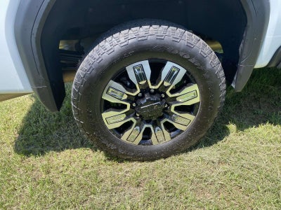 2025 GMC Sierra 2500HD Denali