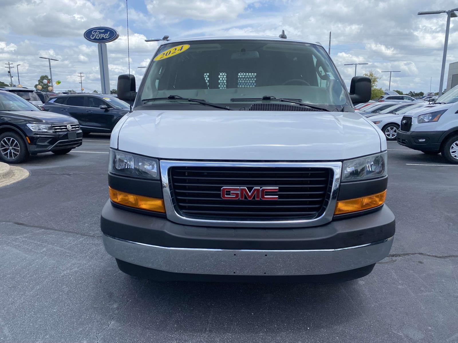 2024 GMC Savana 2500 Work Van
