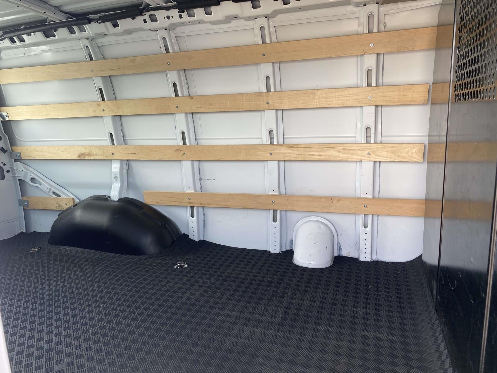 2024 GMC Savana 2500 Work Van