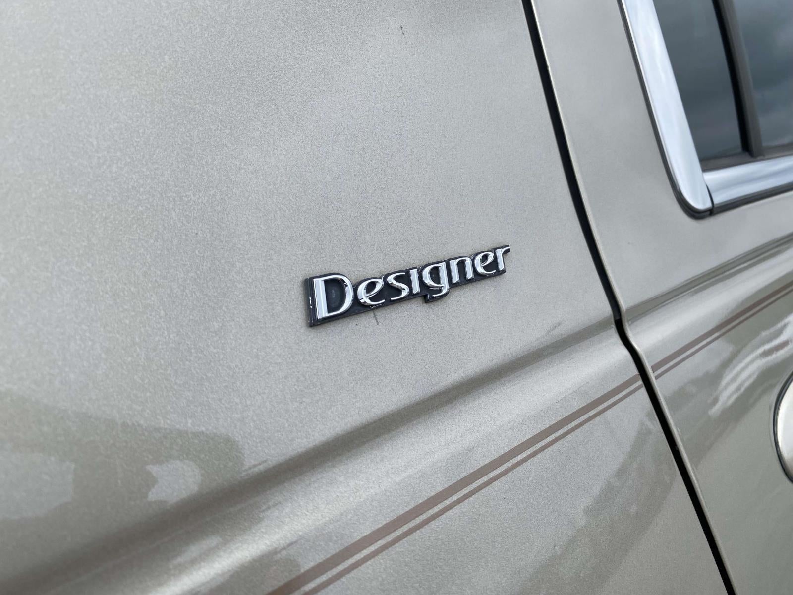 2006 Lincoln Town Car Designer