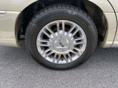 2006 Lincoln Town Car Designer